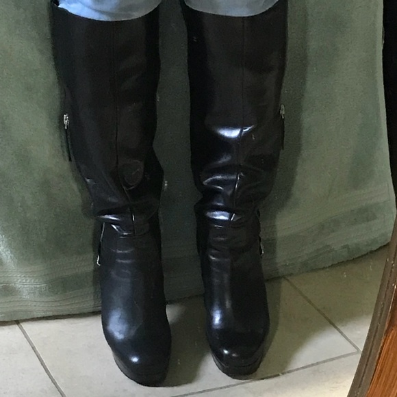 Nine West black leather boots - Picture 2 of 6